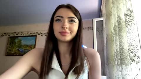 Snapshot of bebravee chatting on June 7, 12:42 pm Melissa online show from June 7, 12:42 pm