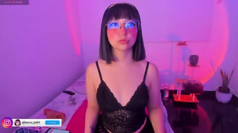 Snapshot of becca_be_ chatting on July 11, 4:37 am Becca is here online show from July 11, 4:37 am