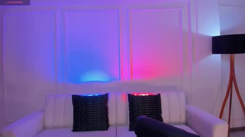 Snapshot of beccabaxter chatting on October 30, 8:31 pm Am Becca online show from October 30, 8:31 pm