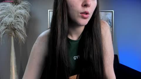 Snapshot of beccabaxter chatting on November 4, 6:18 pm Am Becca online show from November 4, 6:18 pm