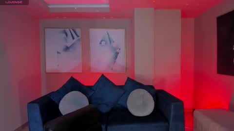 Snapshot of beccabaxter chatting on November 26, 6:53 pm Am Becca online show from November 26, 6:53 pm