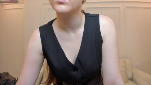 Am Becca online show from April 19, 12:04 pm
