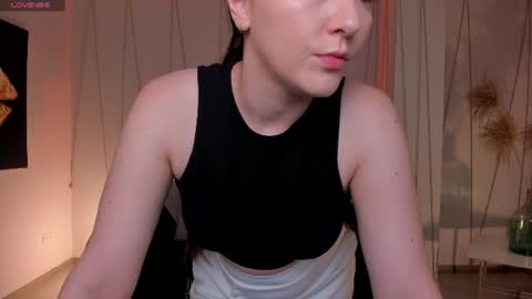 Am Becca online show from June 11, 12:03 pm