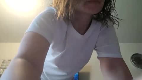 BECKY BOO  online show from May 2, 8:36 pm