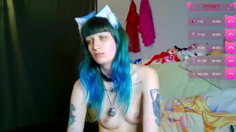 Snapshot of beckytheclown chatting on May 6, 12:08 am Beckytheclown online show from May 6, 12:08 am