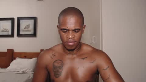 Snapshot of bedroom_gangster chatting on September 17, 3:35 pm Frank online show from September 17, 3:35 pm