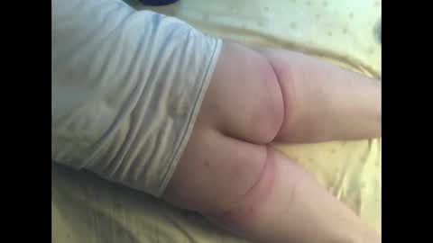 Snapshot of bedwetboy chatting on October 30, 12:17 pm Bedwetboys online show from October 30, 12:17 pm