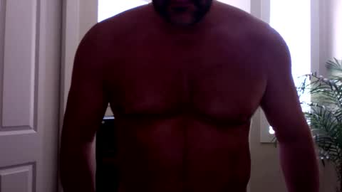 Snapshot of beefynbc2 chatting on May 30, 11:24 pm Beefy online show from May 30, 11:24 pm