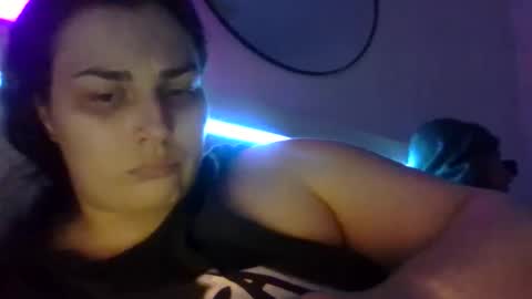 Snapshot of beeinmedeep chatting on October 10, 4:28 pm beeinmedeep online show from October 10, 4:28 pm