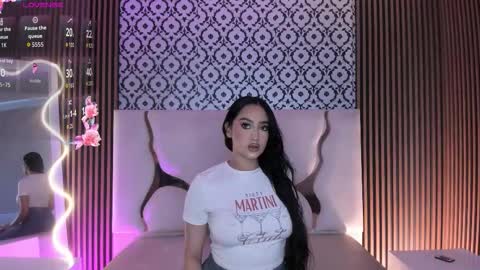 BELLA online show from December 18, 12:33 pm