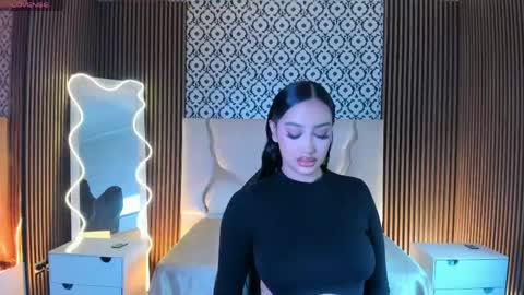 BELLA online show from April 24, 11:56 am