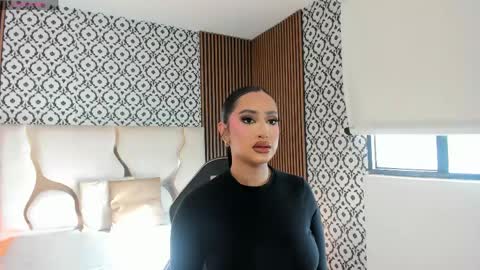 Snapshot of beella_tay1 chatting on May 15, 12:01 pm BELLA online show from May 15, 12:01 pm