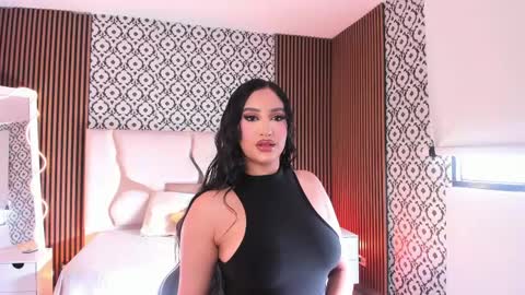 Snapshot of beella_tay1 chatting on June 9, 12:06 pm BELLA online show from June 9, 12:06 pm