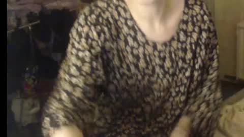 BeettyDream online show from November 6, 7:37 pm