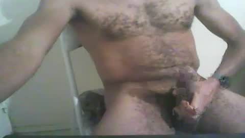 Snapshot of beezobb chatting on March 8, 8:46 pm beezobb online show from March 8, 8:46 pm