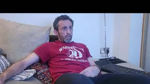 Snapshot of begbestuk chatting on October 20, 3:40 am begbestuk online show from October 20, 3:40 am