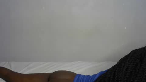 Snapshot of beib_love chatting on December 5, 3:26 am beib_love online show from December 5, 3:26 am