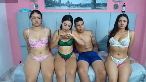 Snapshot of beibi_sin chatting on May 27, 7:22 pm Lucy online show from May 27, 7:22 pm