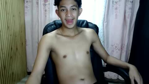 brandonjames online show from March 29, 4:01 am