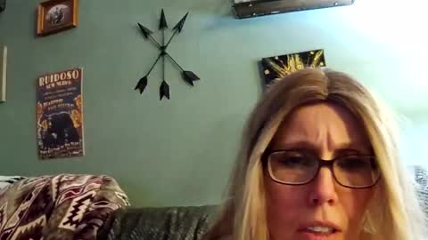 Snapshot of bekindbebrave chatting on March 9, 1:37 pm bekindbebrave online show from March 9, 1:37 pm