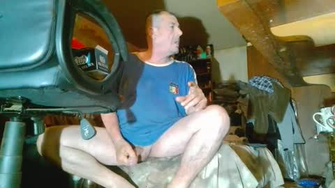 Snapshot of belacska6 chatting on May 28, 4:43 am belacska6 online show from May 28, 4:43 am
