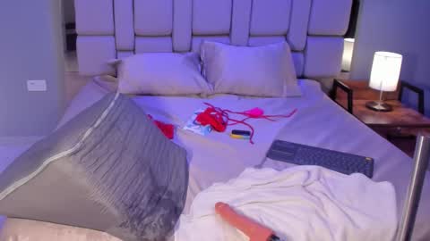 Bella online show from March 12, 4:18 am