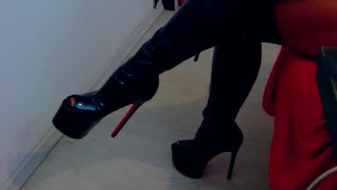 BelatrixDomme online show from May 16, 6:32 am