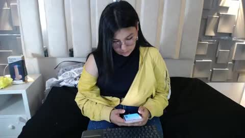 Belen online show from April 27, 3:54 pm