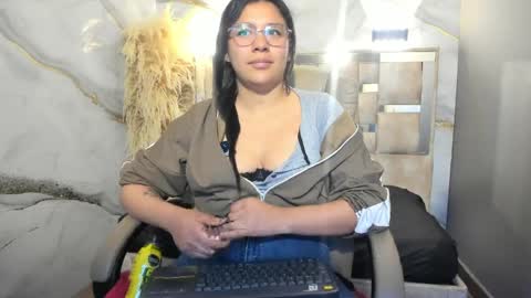 Snapshot of belen_green chatting on May 11, 4:04 pm Belen online show from May 11, 4:04 pm