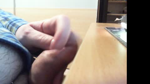 Snapshot of belgianfatcock chatting on December 14, 5:07 am belgianfatcock online show from December 14, 5:07 am