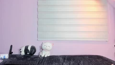 Snapshot of belinda_hills chatting on January 4, 11:06 pm belinda online show from January 4, 11:06 pm