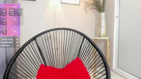 Snapshot of belinda_hills chatting on January 29, 6:50 pm belinda online show from January 29, 6:50 pm
