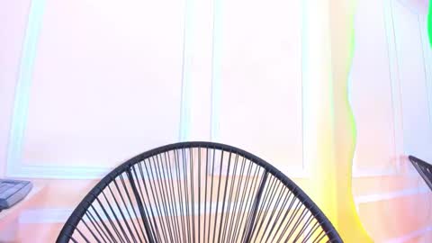Snapshot of belinda_hills chatting on February 9, 12:19 pm belinda online show from February 9, 12:19 pm