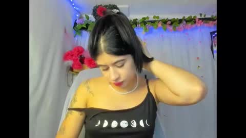 modelo independiente online show from April 22, 8:54 pm