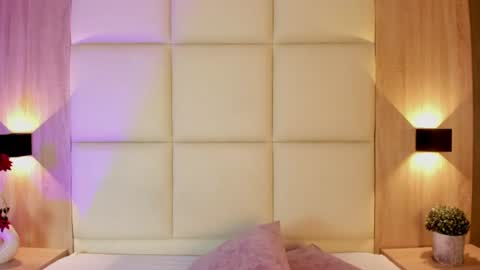 Bella cam online show from July 6, 7:05 pm