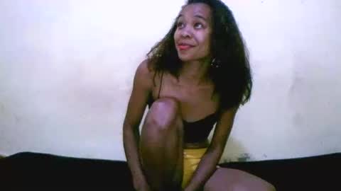 Snapshot of bella193999 chatting on December 4, 5:11 pm bella193999 online show from December 4, 5:11 pm