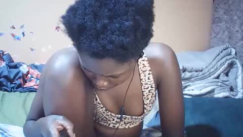 Bella online show from November 23, 12:10 am