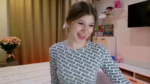 Bella online show from March 1, 4:20 pm