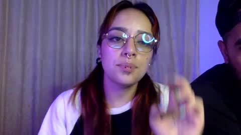 bella_and_koko online show from February 12, 11:33 pm