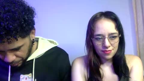 bella_and_koko online show from April 26, 11:24 pm