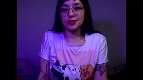 Snapshot of bella_and_koko chatting on May 2, 10:37 pm bella_and_koko online show from May 2, 10:37 pm