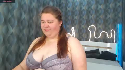 Snapshot of bella_blvack chatting on May 30, 6:10 am bella_blvack online show from May 30, 6:10 am