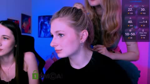 Bella online show from May 13, 9:33 pm