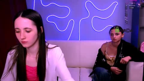 Bella online show from June 4, 7:31 pm