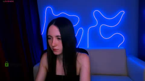 Bella online show from June 28, 7:09 pm