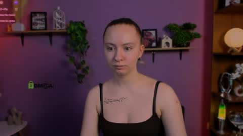 Bella online show from April 7, 11:43 am