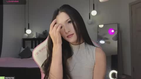 Bella next stream December 2 at 9pm gmt online show from October 14, 3:07 am