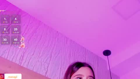 Snapshot of bella_luvs chatting on June 13, 12:14 pm Bella online show from June 13, 12:14 pm