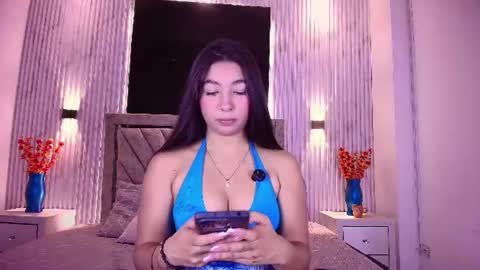 Snapshot of bella_martini_ chatting on July 15, 12:21 pm bella_martini_ online show from July 15, 12:21 pm