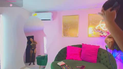 BELLA online show from January 7, 3:31 am